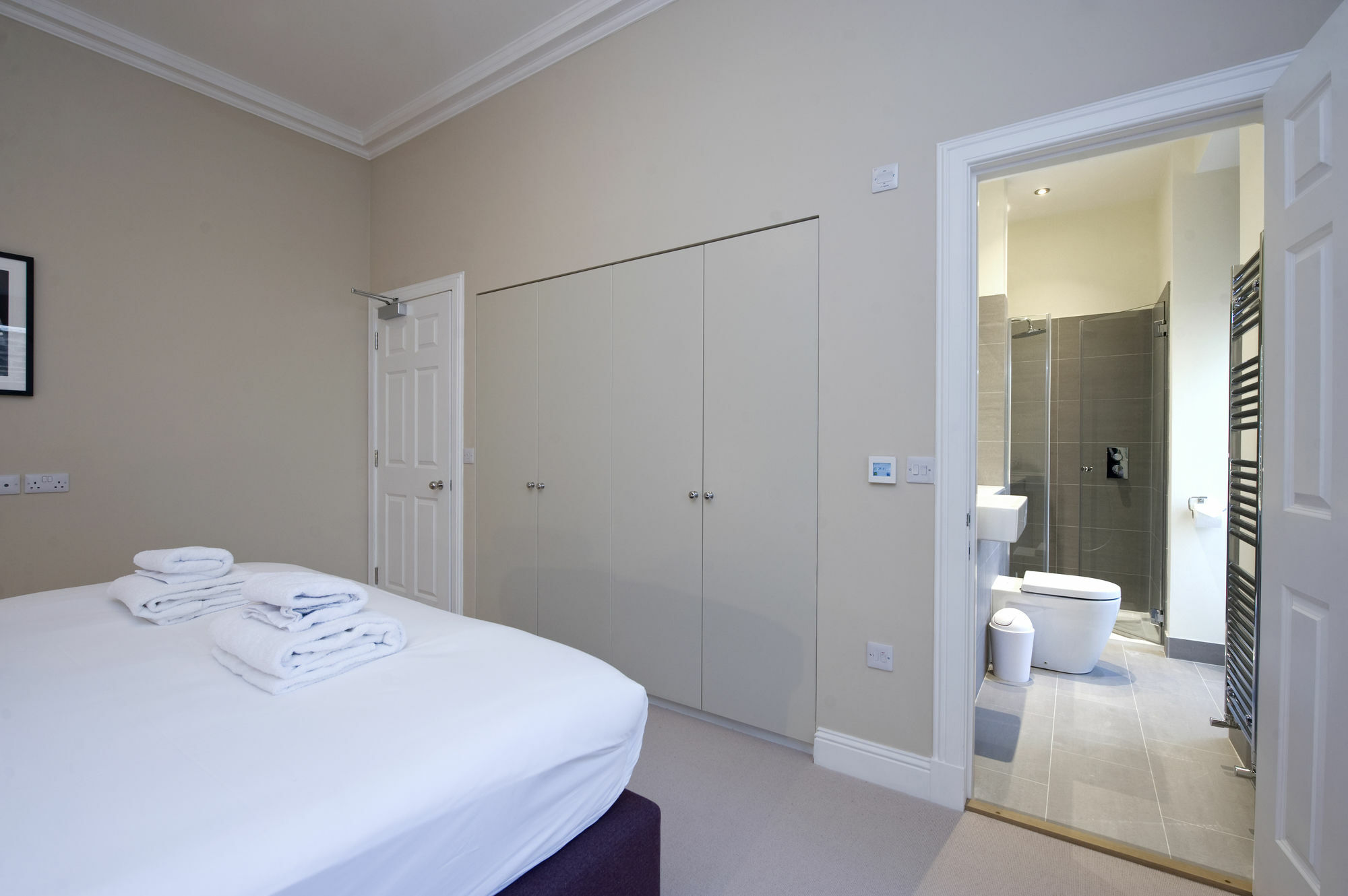 Destiny Scotland - Princes St Appartement Edinburgh