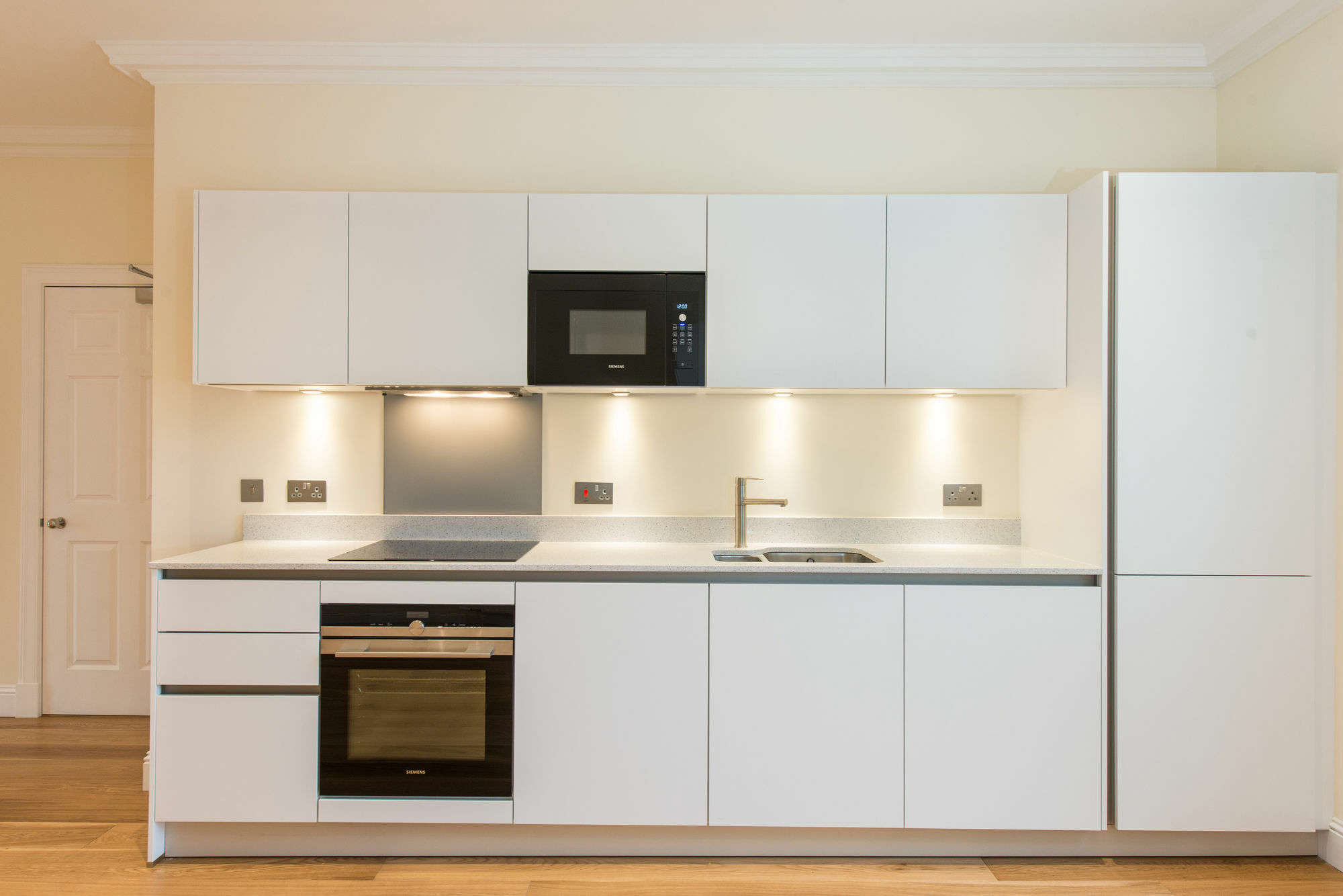 Destiny Scotland - Princes St Appartement